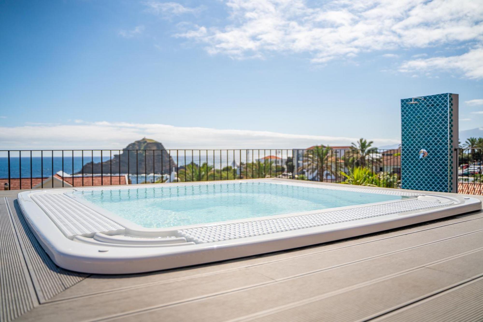 By Aqua Natura Aparthotel Porto Moniz